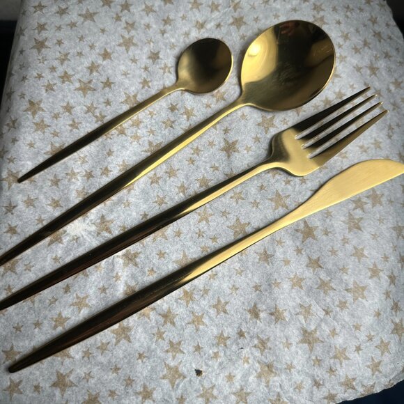 NEW Tableware Box Set - Picture 6 of 9